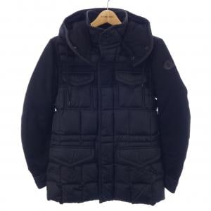 モンクレール MONCLER ダウンジャケット