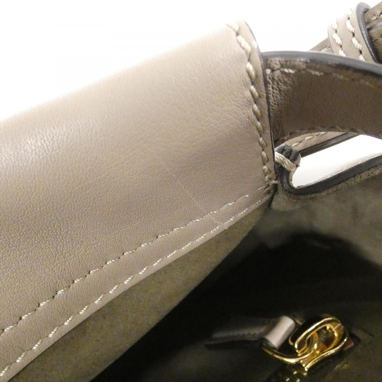 フェンディ ピーカブー 8BN290 3ZL バッグ