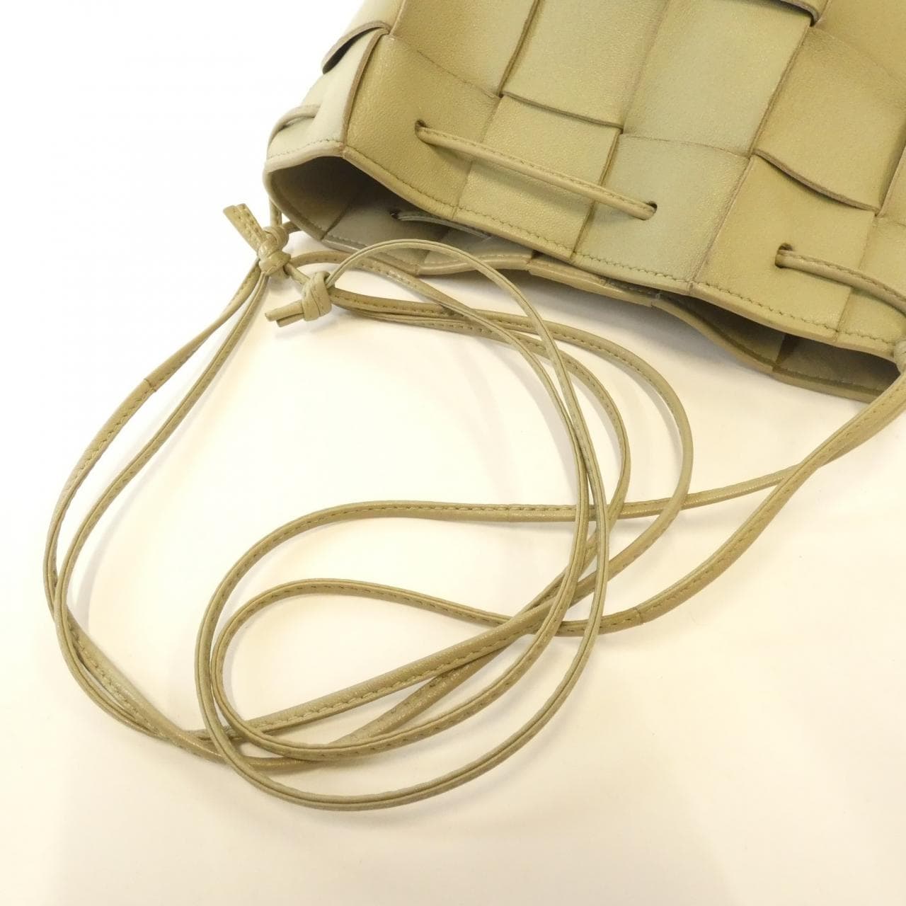 ボッテガヴェネタ 680218 VCQC4 ショルダーバッグ