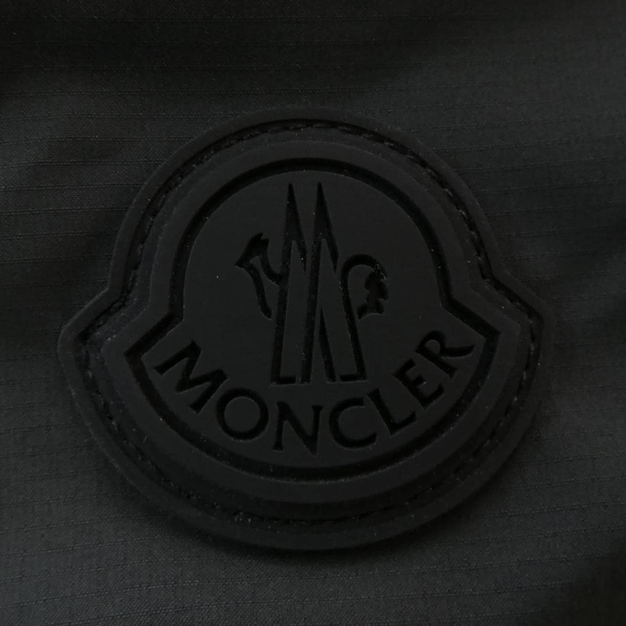 【新品】モンクレール MONCLER ダウンジャケット