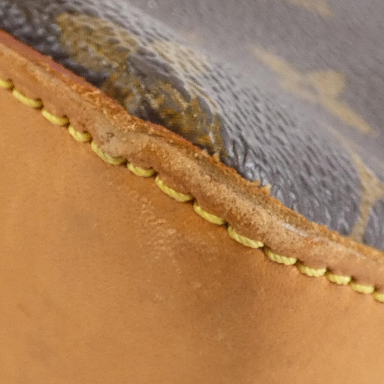 ルイヴィトン モノグラム トロター M51240 ショルダーバッグ