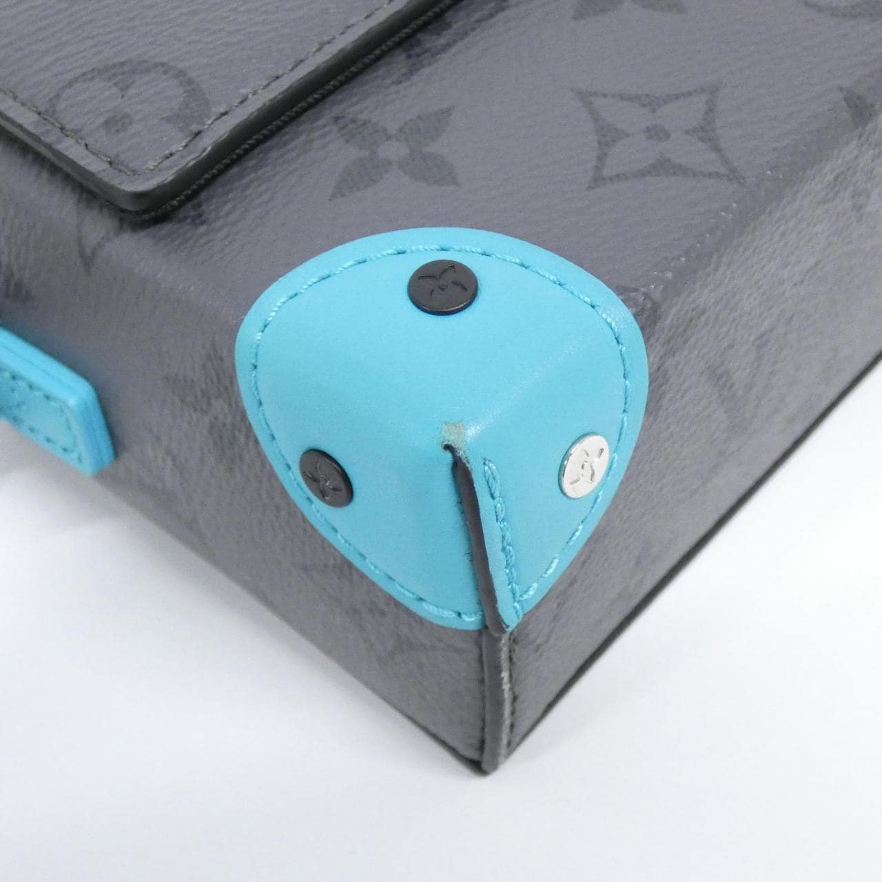 ルイヴィトン モノグラム エクリプス リバース スティーマー ウェアラブル ウォレット M11496 ショルダーバッグ