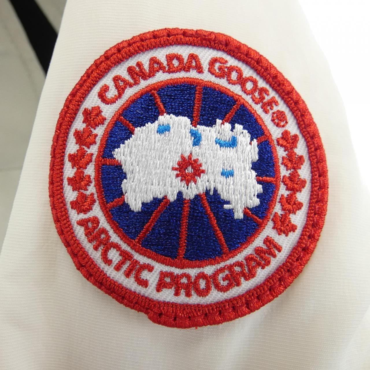 カナダグース CANADA GOOSE ダウンジャケット