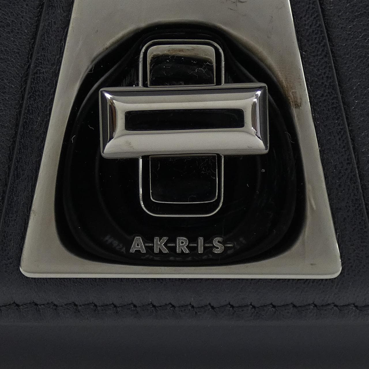 アクリス AKRIS アヌーク スモールデイ BAG