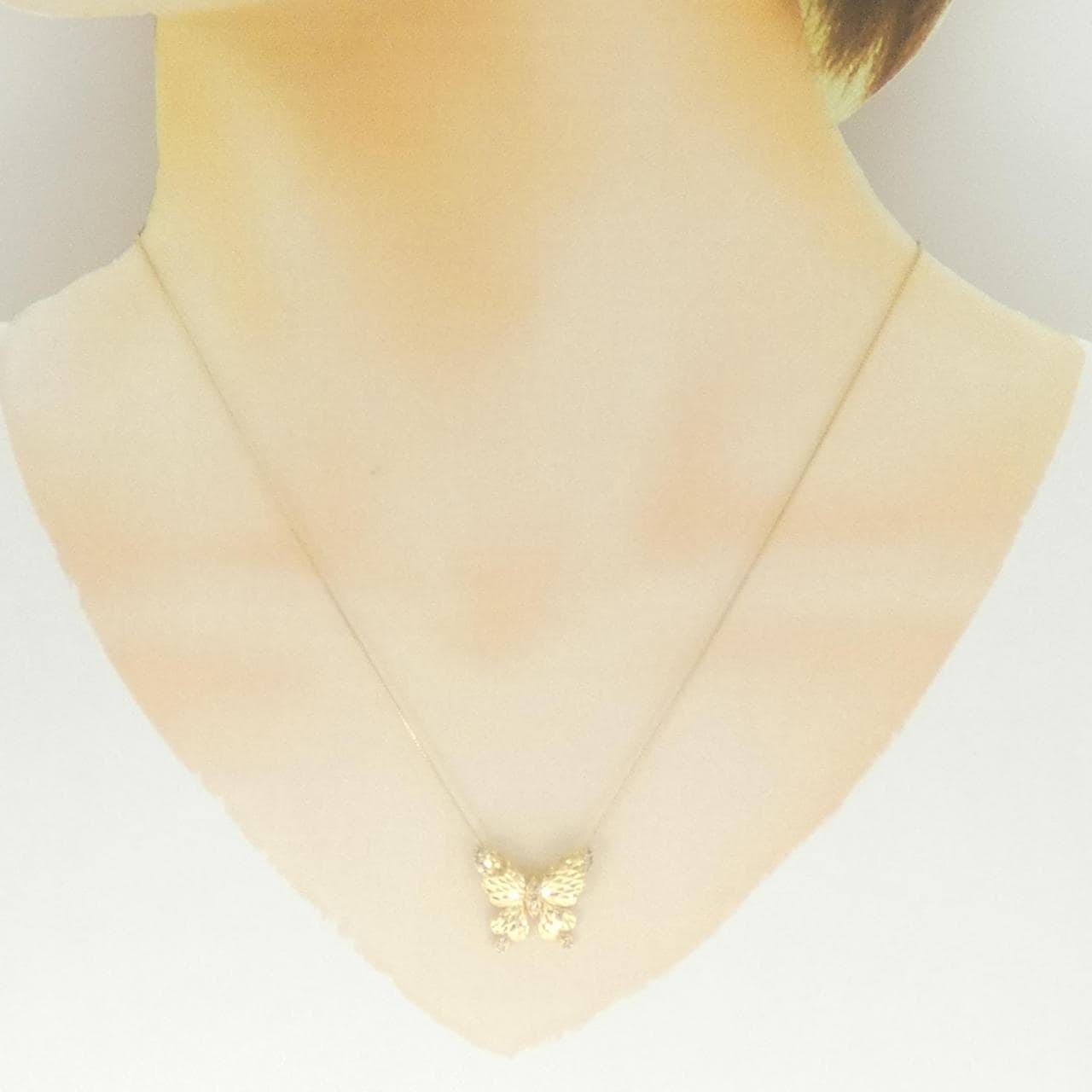 ジーエスティービー バタフライ ダイヤモンド ネックレス 0.10CT