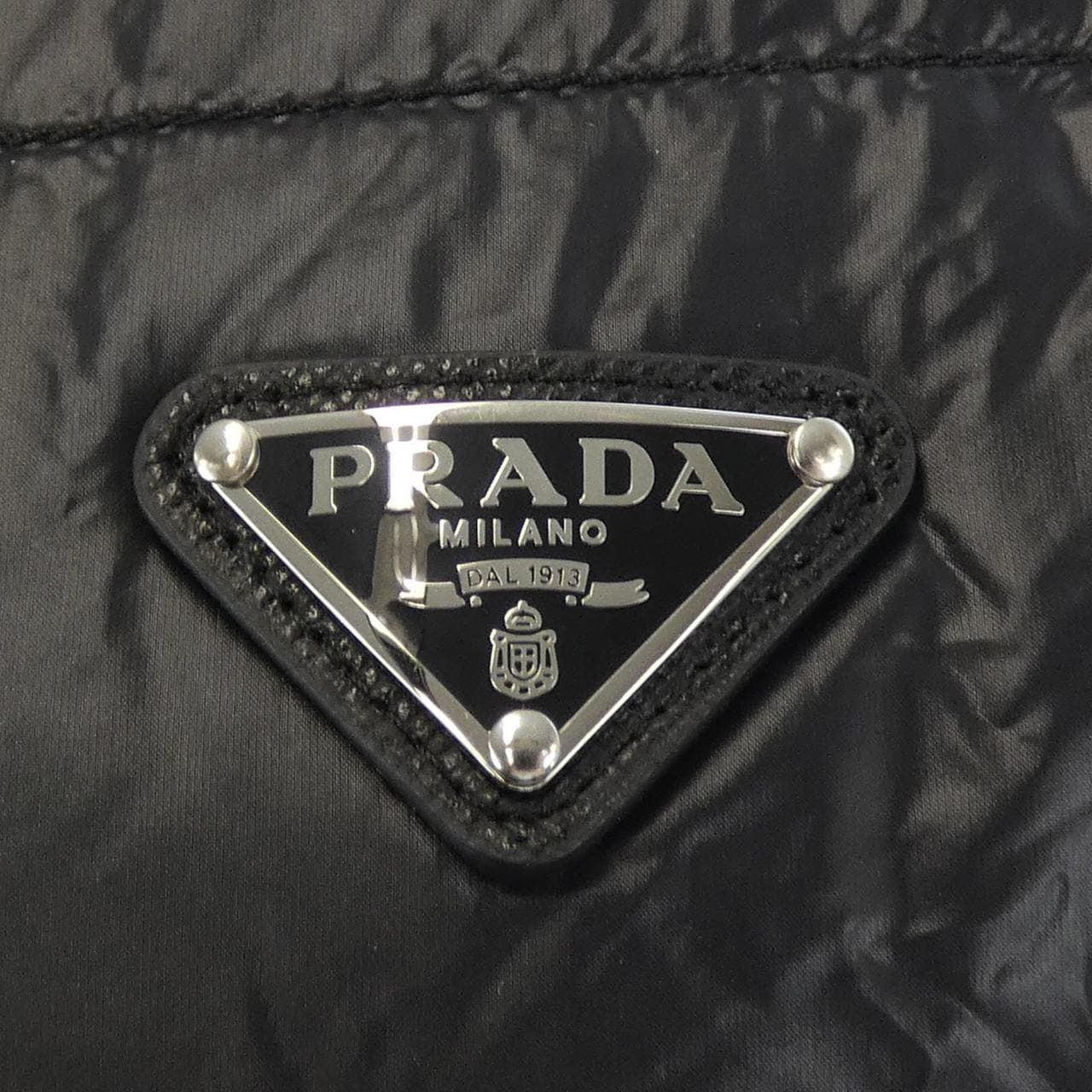 プラダ PRADA 29Y291 R141 AR0 ダウンベスト
