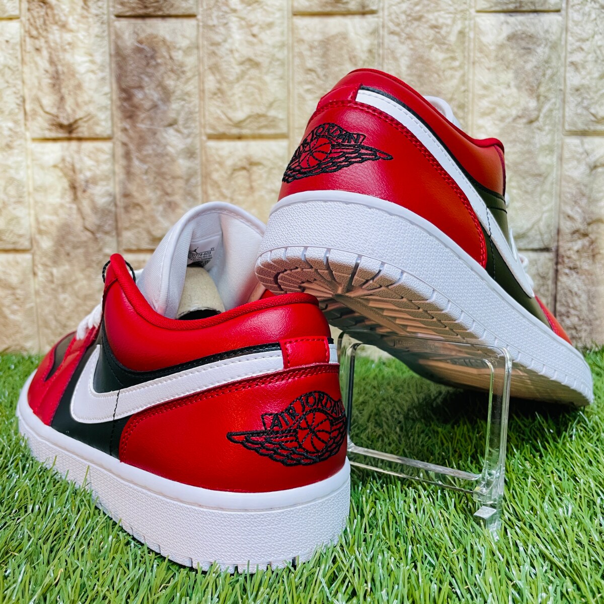 28 0cm ナイキ ウィメンズ エアジョーダン 1 ロー Nike スニーカー 赤黒白のフリマ商品 Kante Komehyo