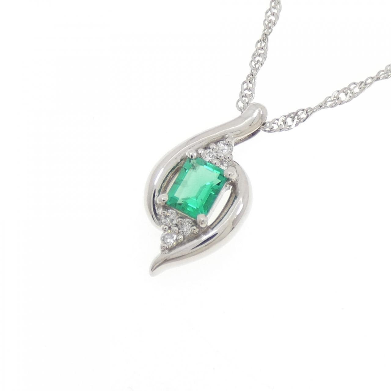 クレサンベール 合成エメラルド ネックレス 0.23CT