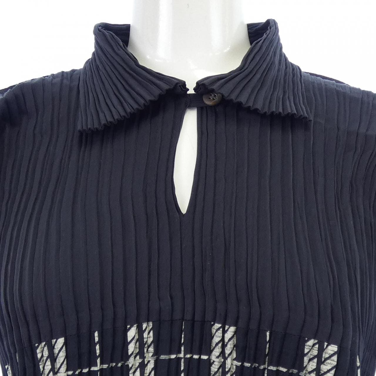 イッセイミヤケ ISSEY MIYAKE IM53-FJ961 トップス