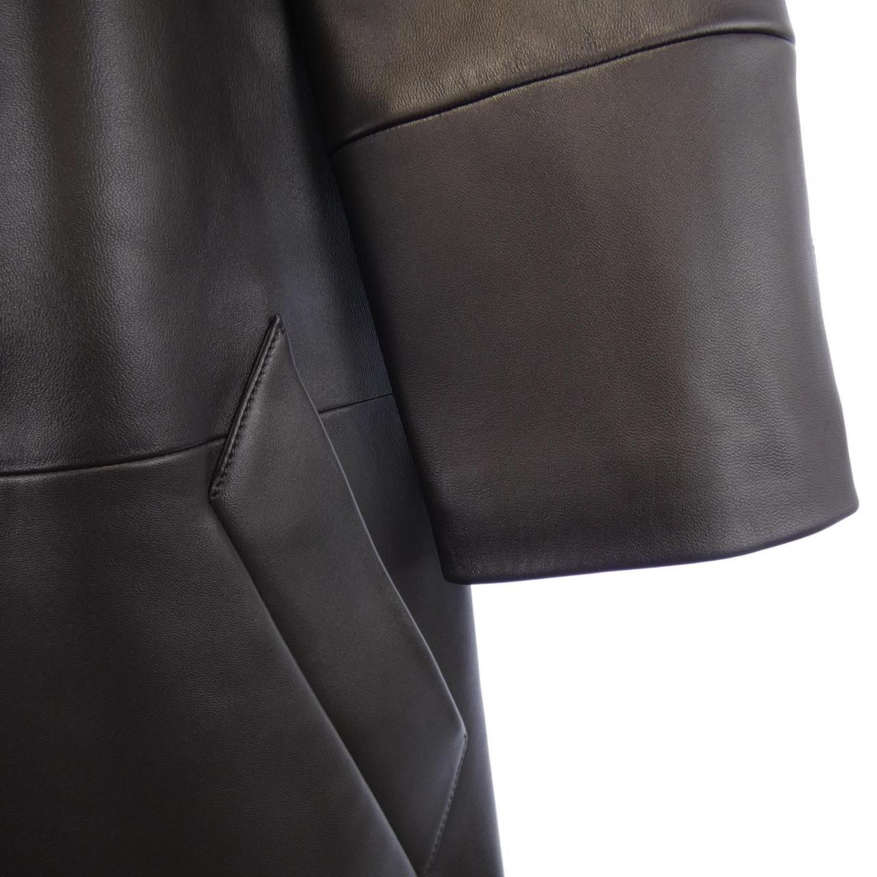 ロエベ LOEWE H526Y18L97 レザーコート