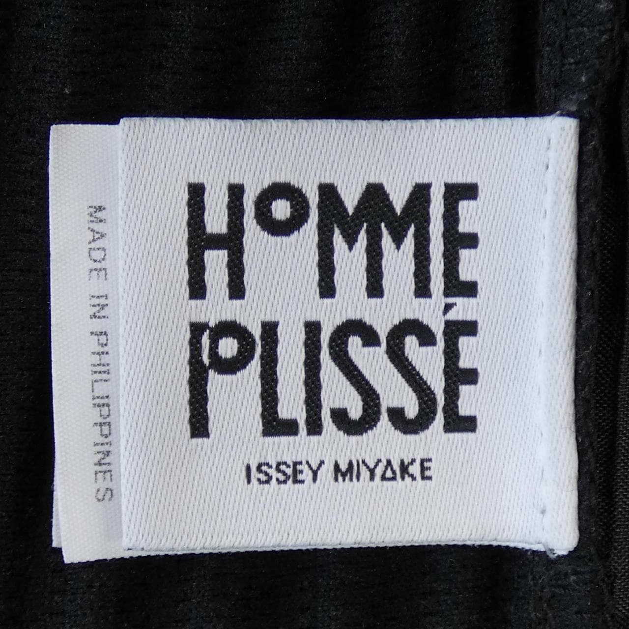 Ompresse HOMME PLISSE褲子