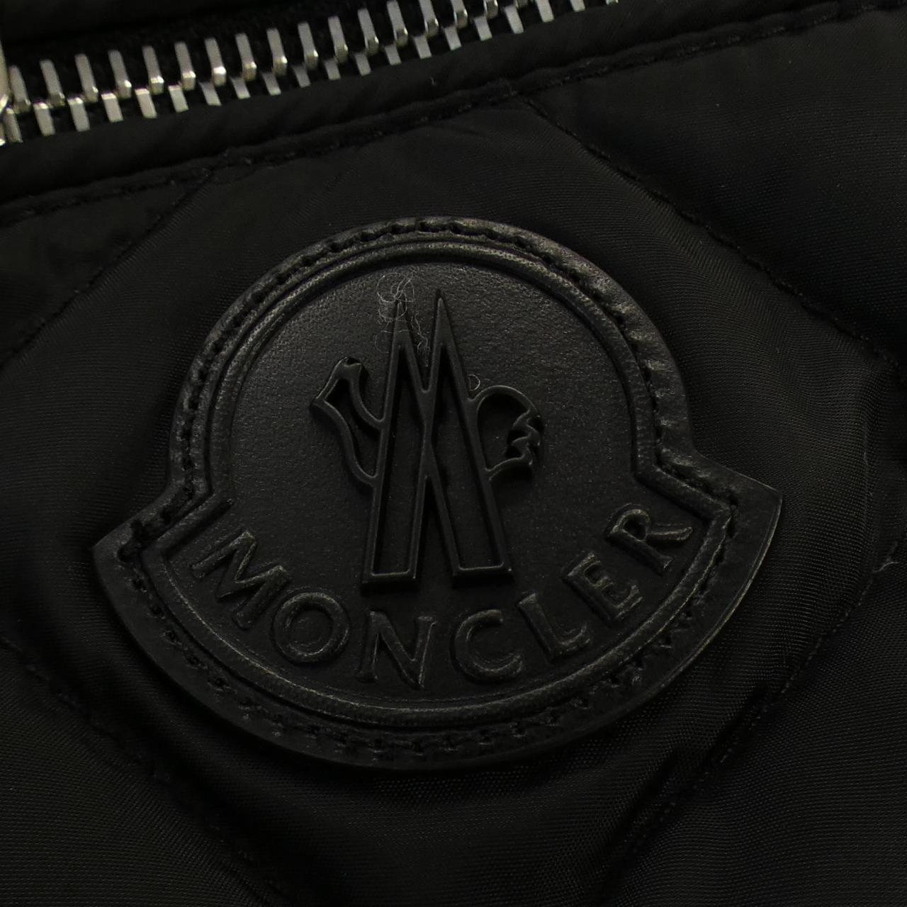 モンクレール MONCLER ダウンベスト