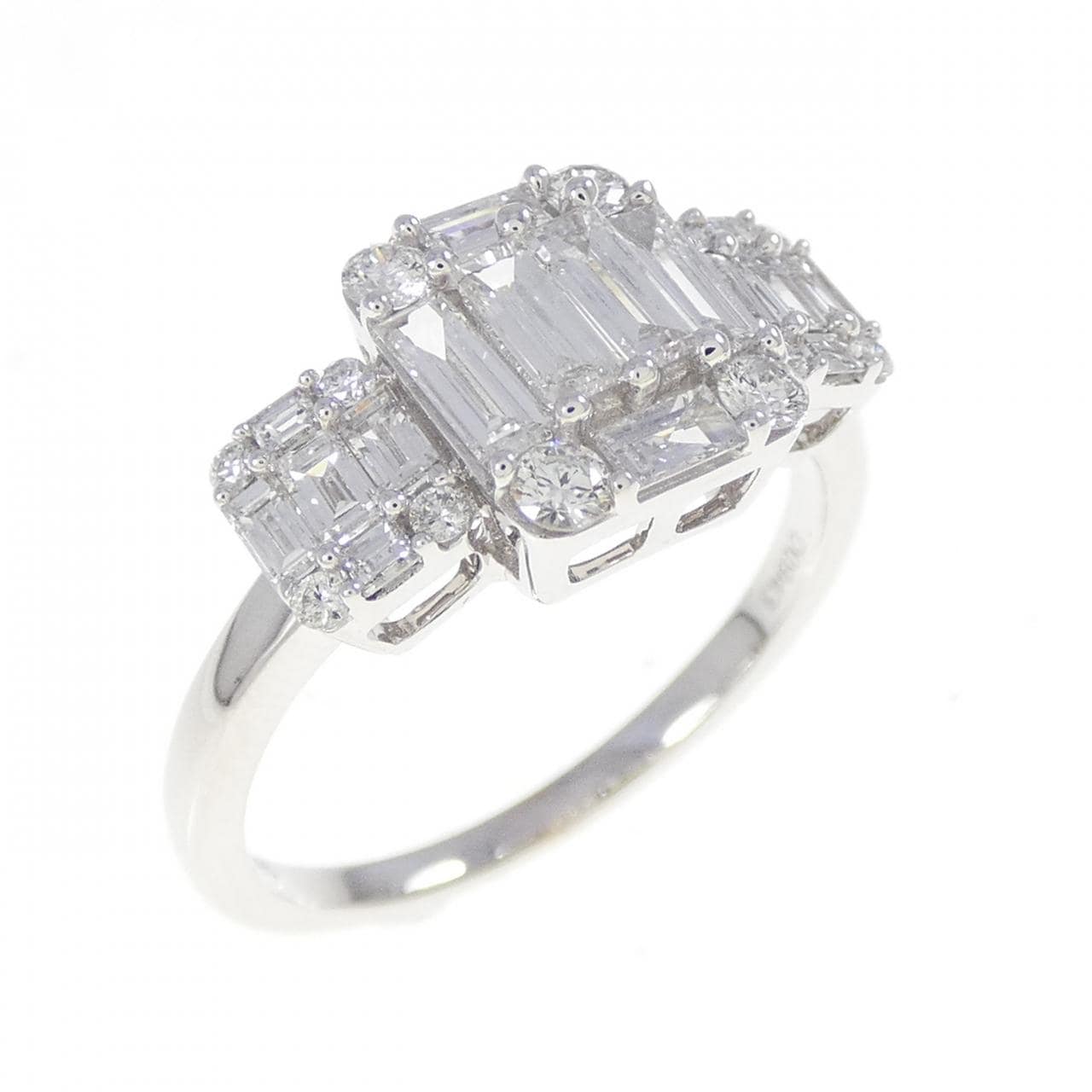 750WG ダイヤモンド リング 0.943CT