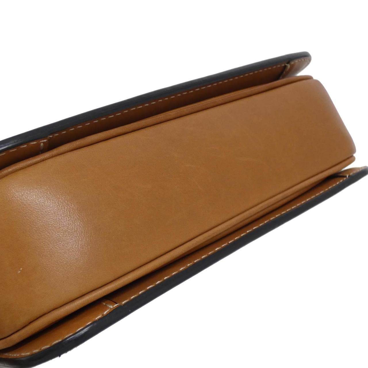 セリーヌ ティーン トリオンフ 188882BZ4 ショルダーバッグ