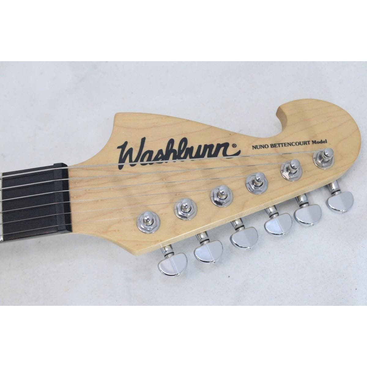 WASHBURN  N1