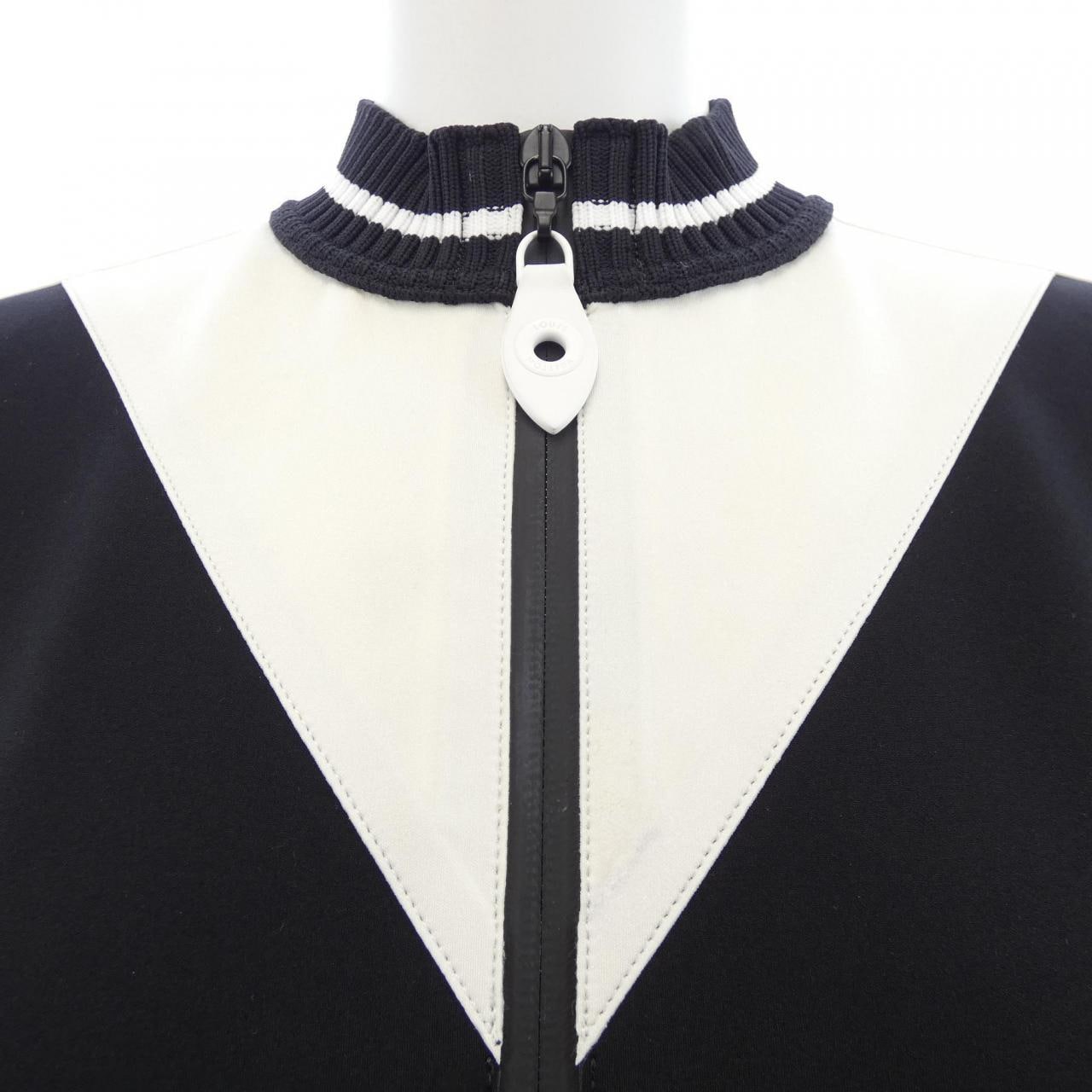 ルイヴィトン LOUIS VUITTON FRDS62G72 ワンピース