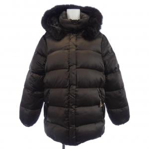 モンクレール MONCLER ダウンジャケット
