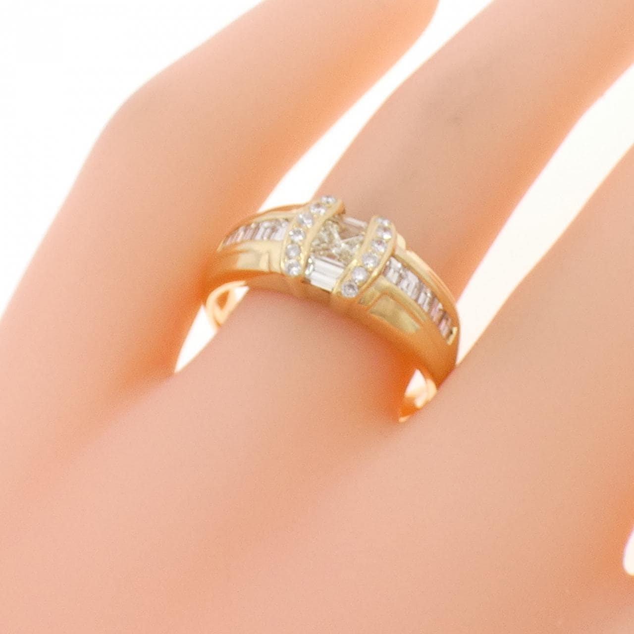 K18YG ダイヤモンド リング 0.90CT