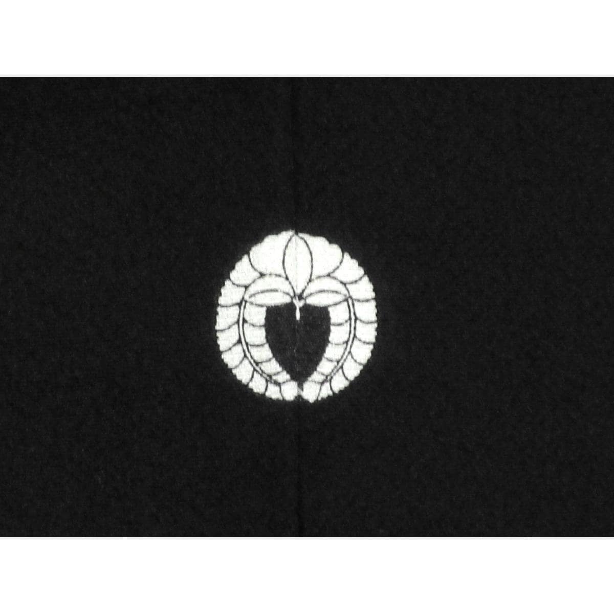 【未使用品】留袖　友禅金彩加工　刺繍入り　下り藤