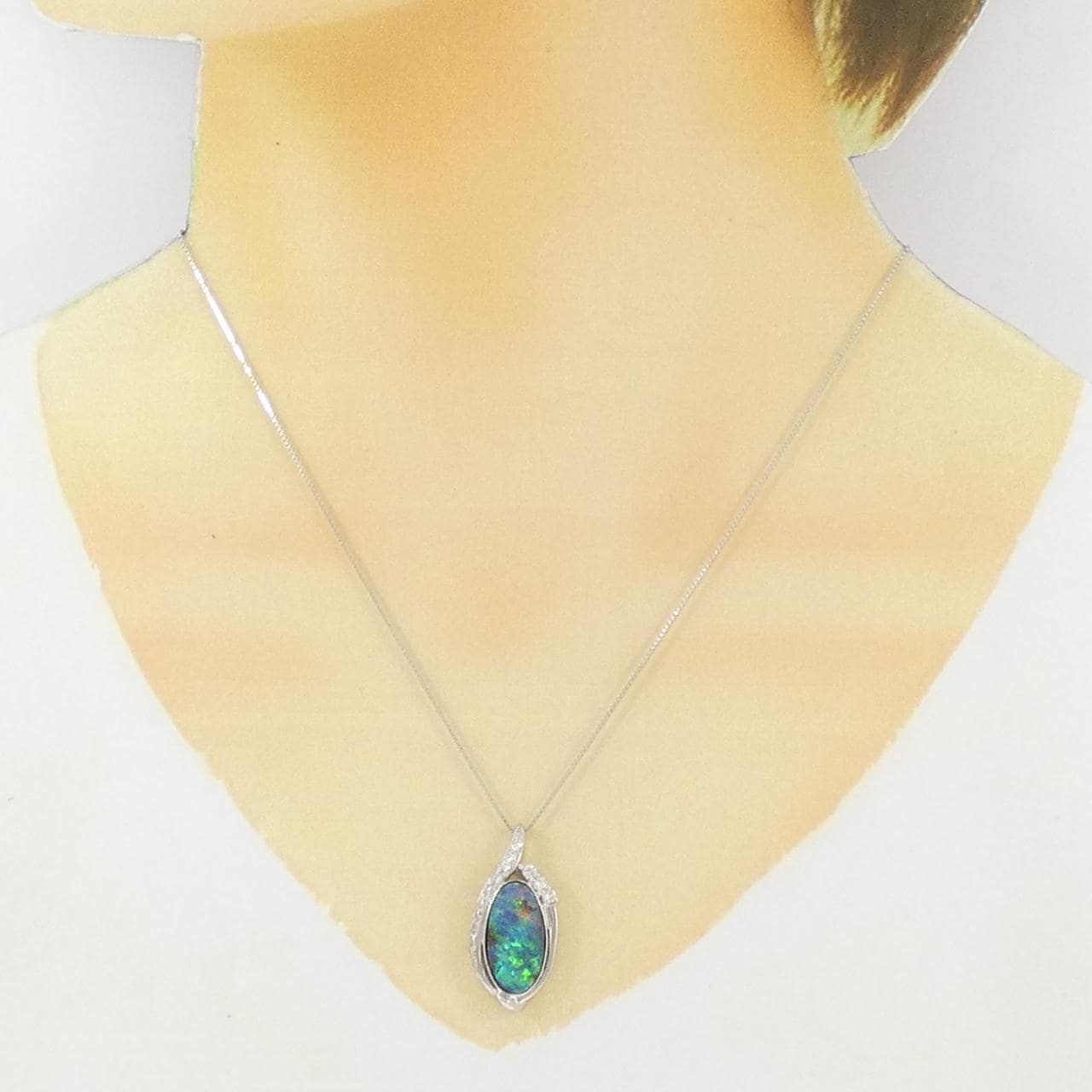K18WG ボルダーオパール ネックレス 4.93CT