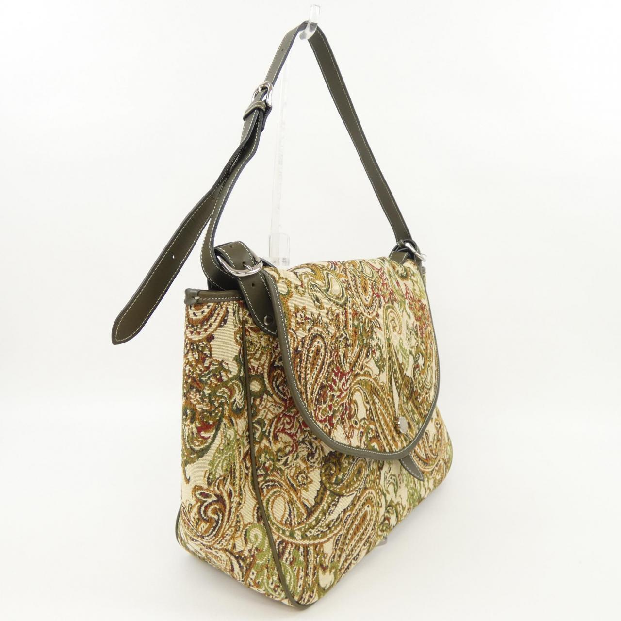 アヴァケーション A VACATION BAG