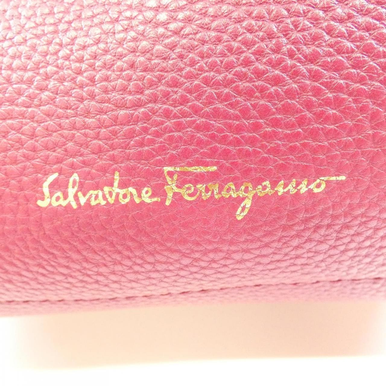 SALVATORE FERRAGAMO艾米 21 F216 包