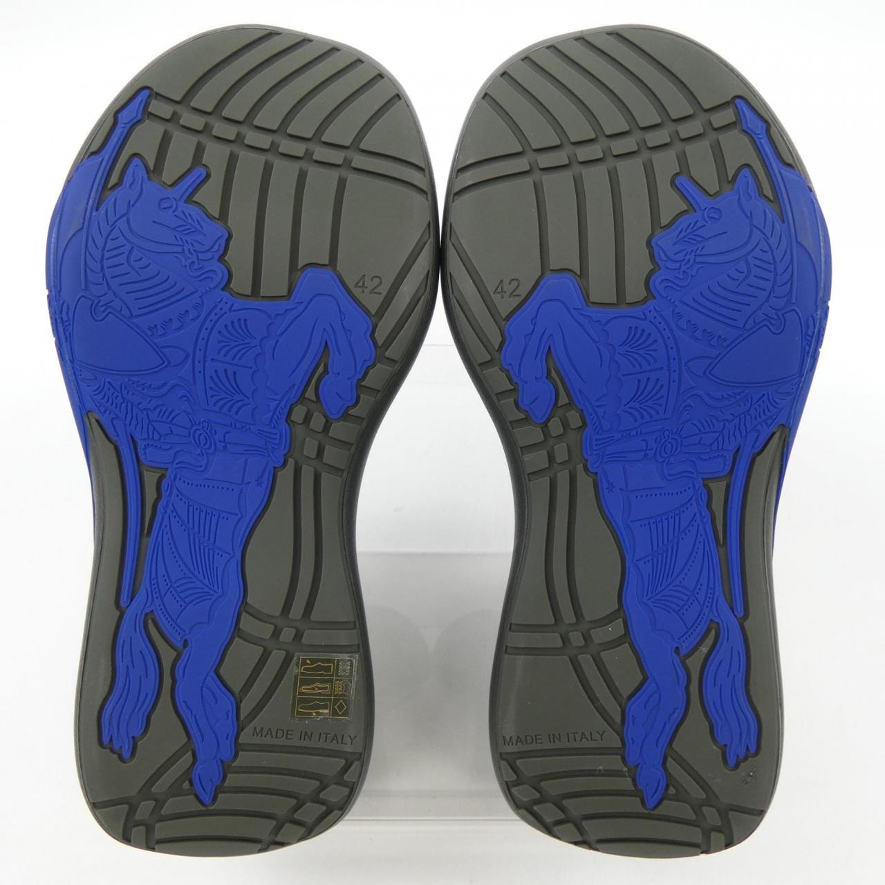 バーバリー BURBERRY 8099319 1004 スニーカー