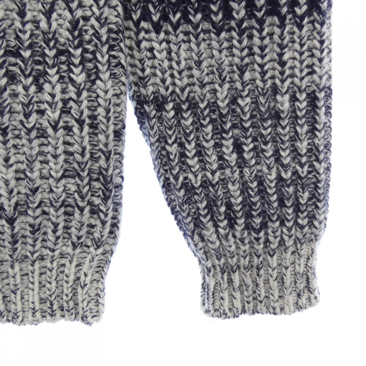 バフィー BAFY ニット