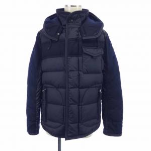 モンクレール MONCLER ダウンジャケット