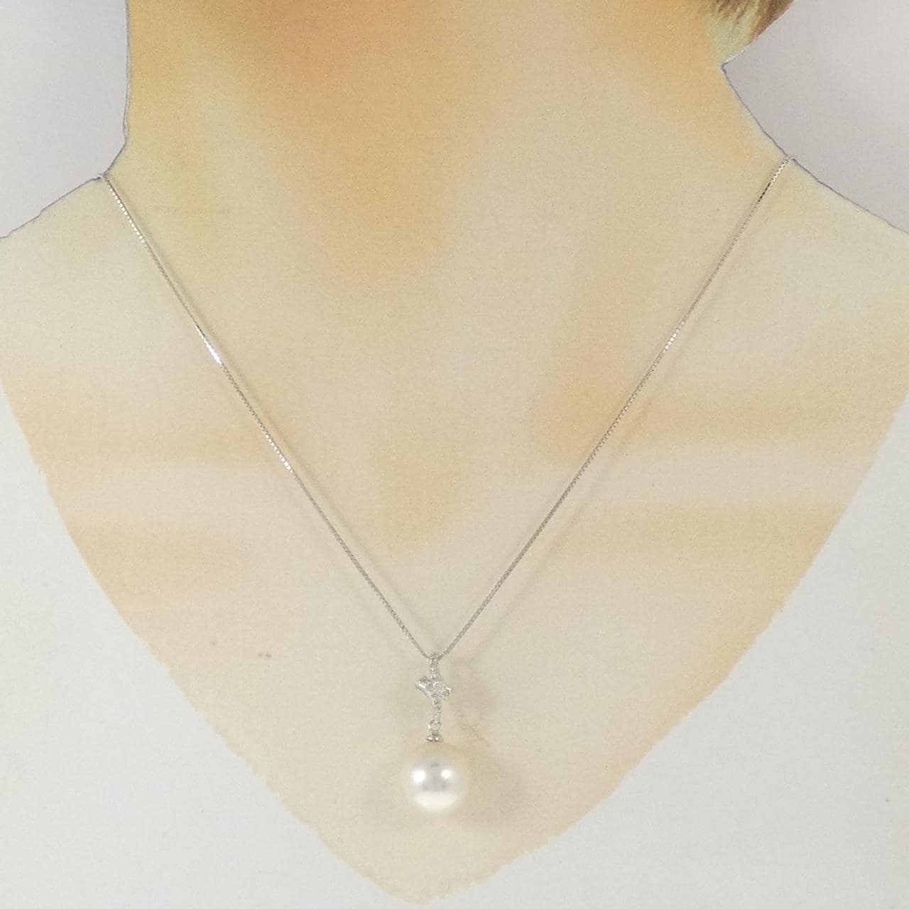 K18WG 白蝶パール ネックレス 12.2mm