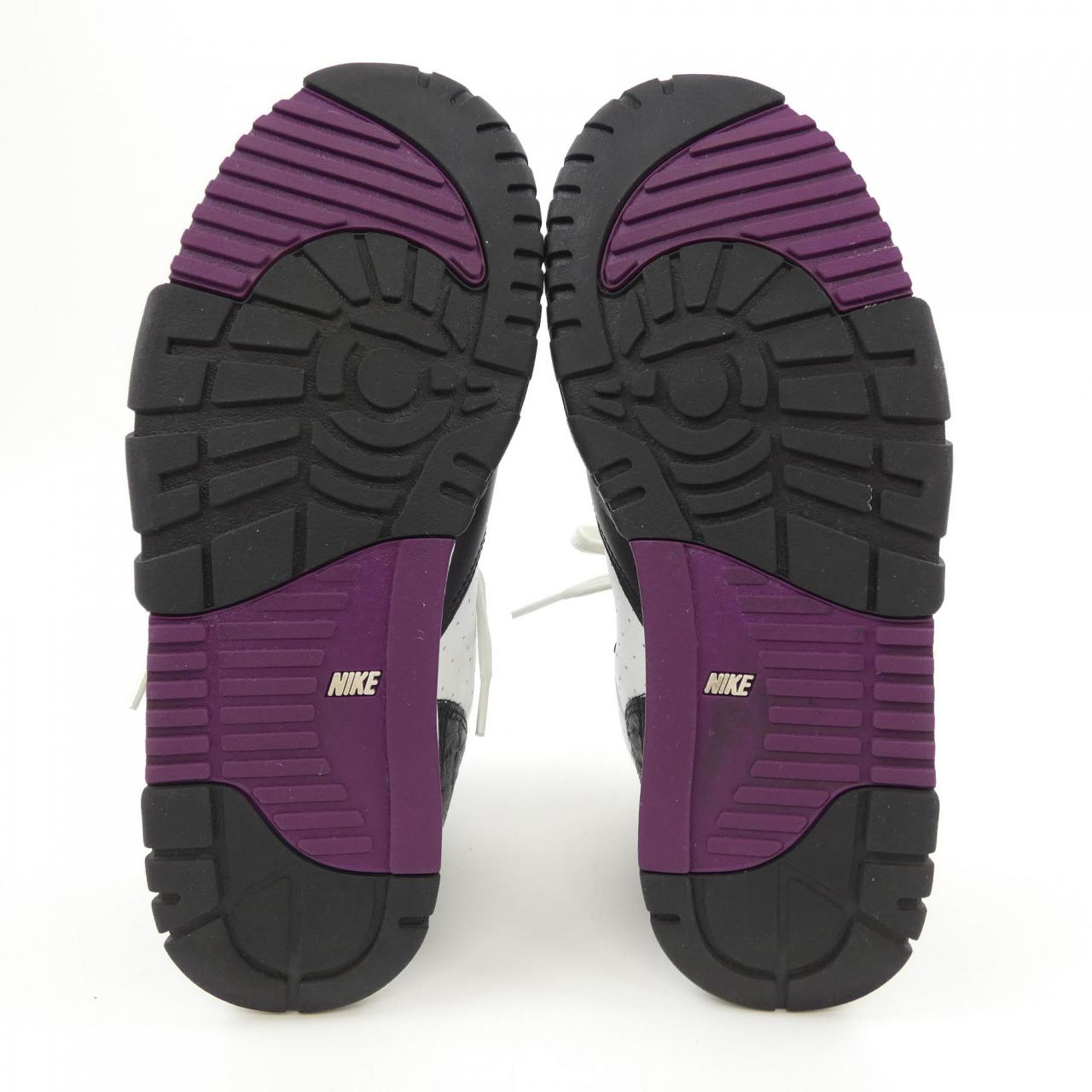 ナイキ NIKE スニーカー