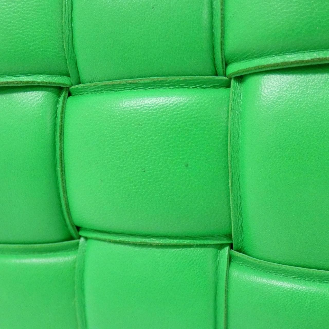 ボッテガヴェネタ 591970 VCQR1 ショルダーバッグ