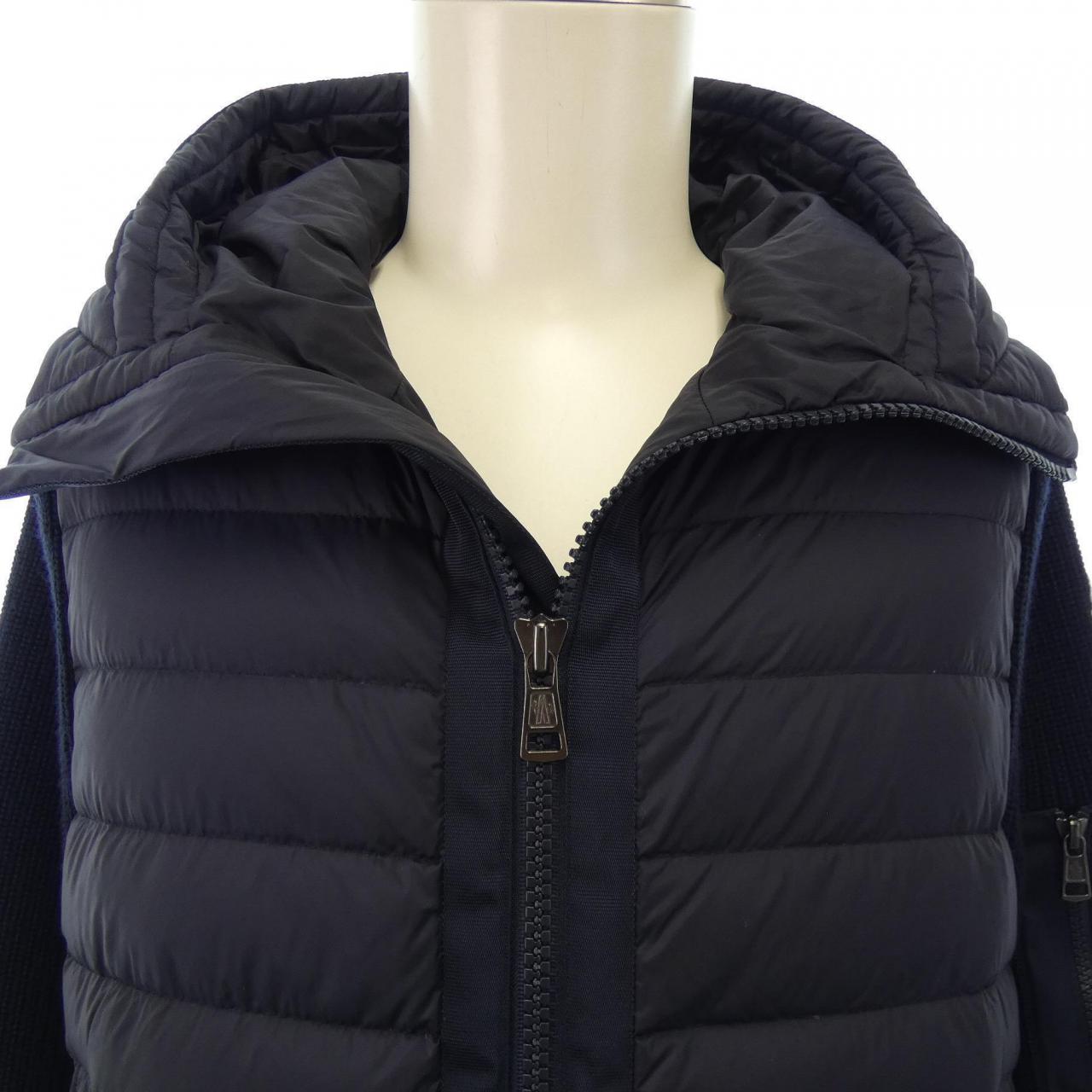 モンクレール MONCLER ダウンジャケット