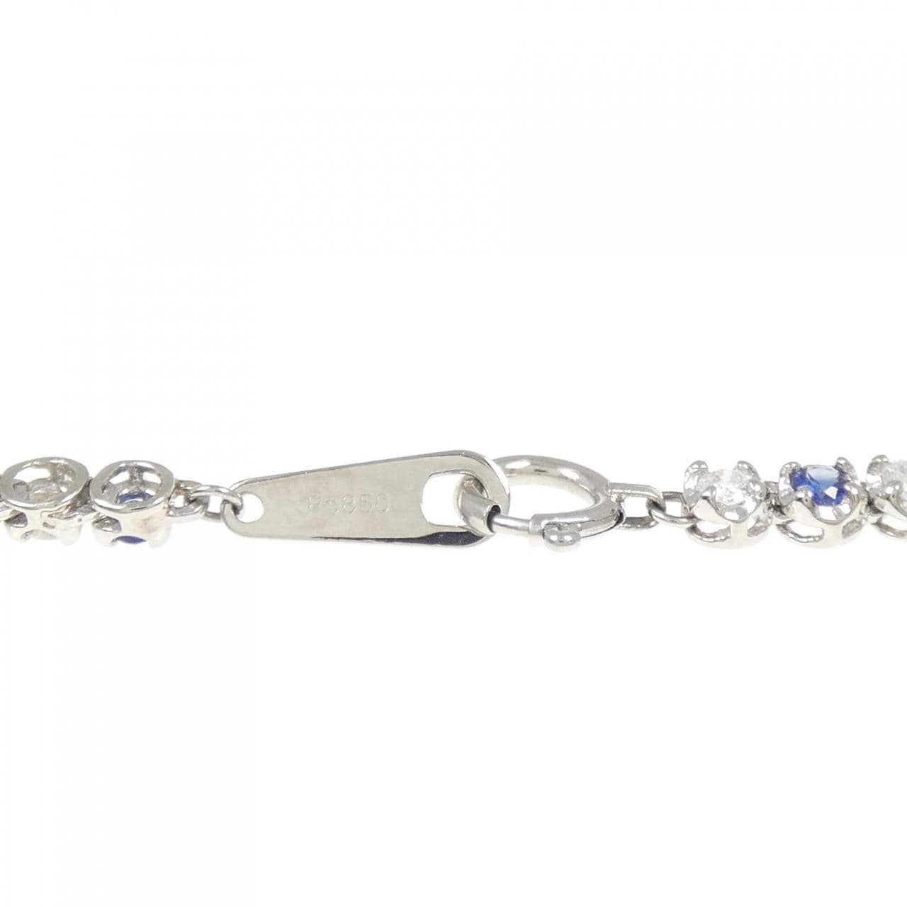 PT850 サファイヤ ネックレス 3.22CT