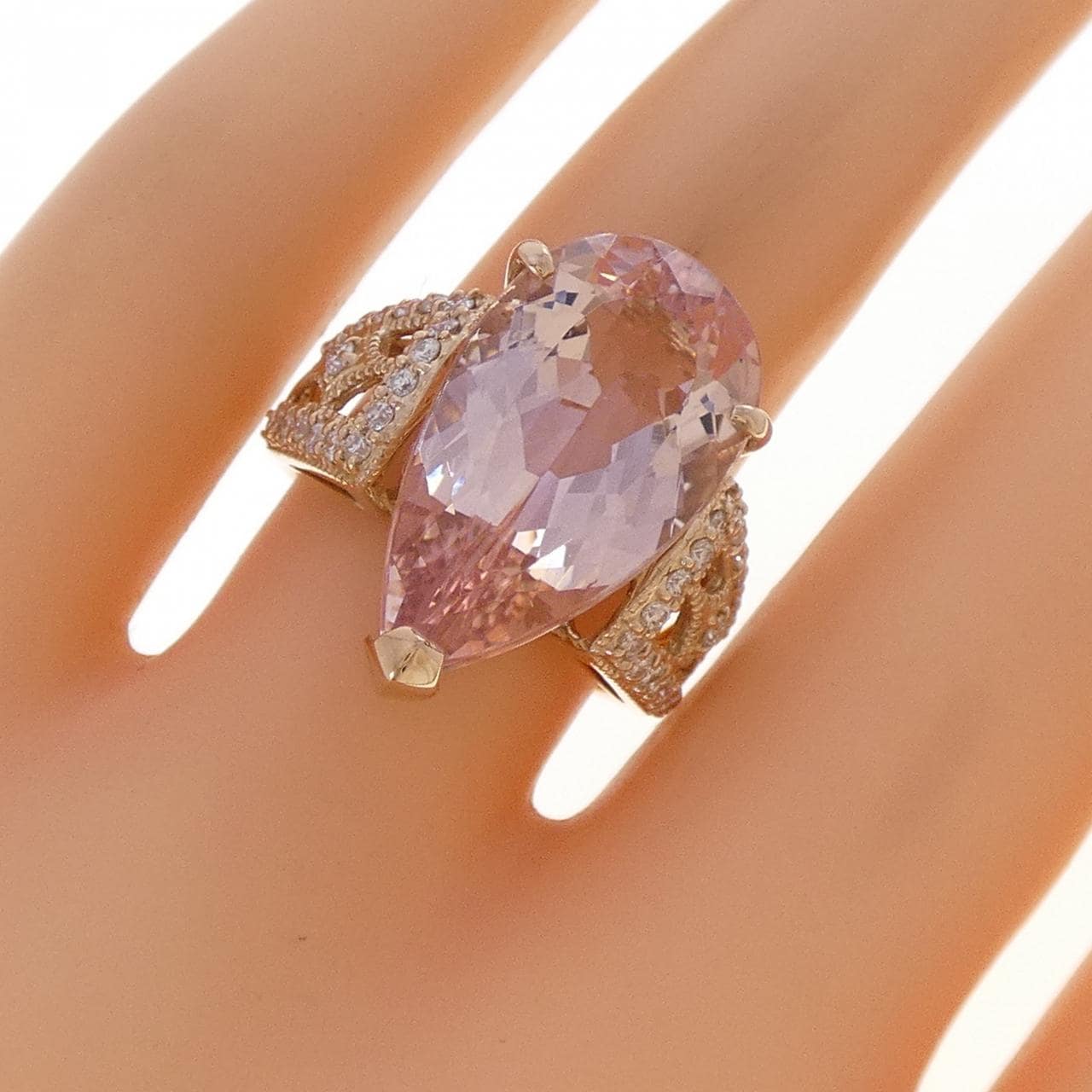 K18PG モルガナイト リング 8.13CT