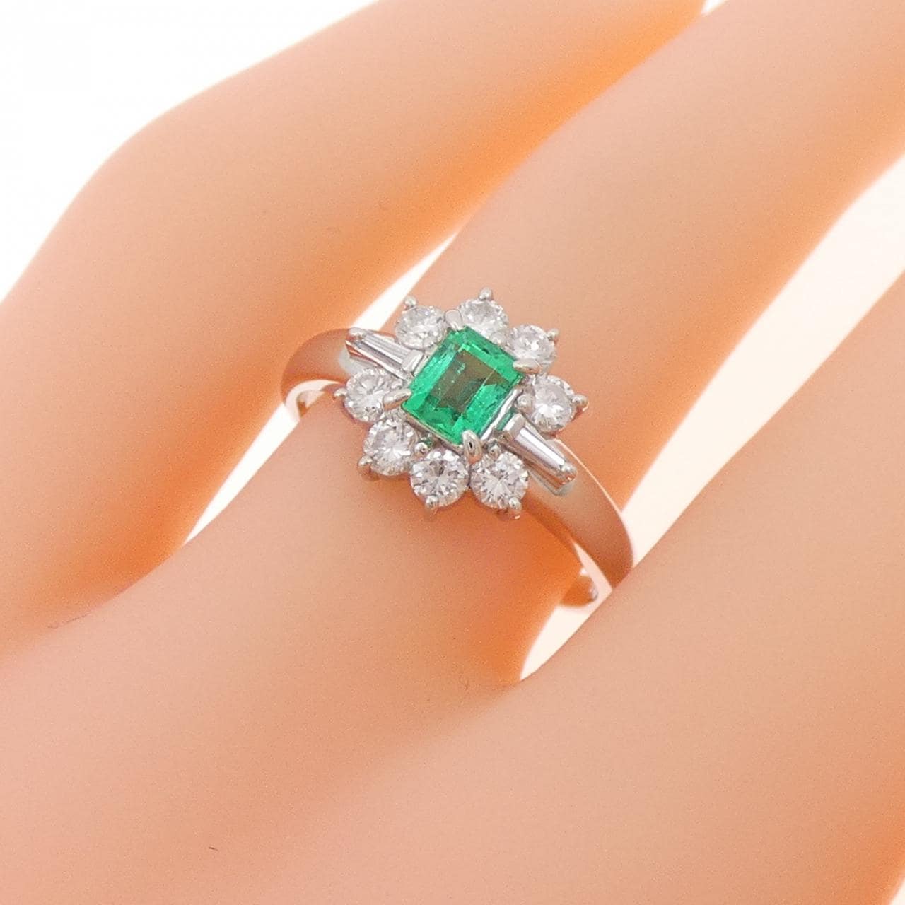 PT900翡翠戒指0.33CT