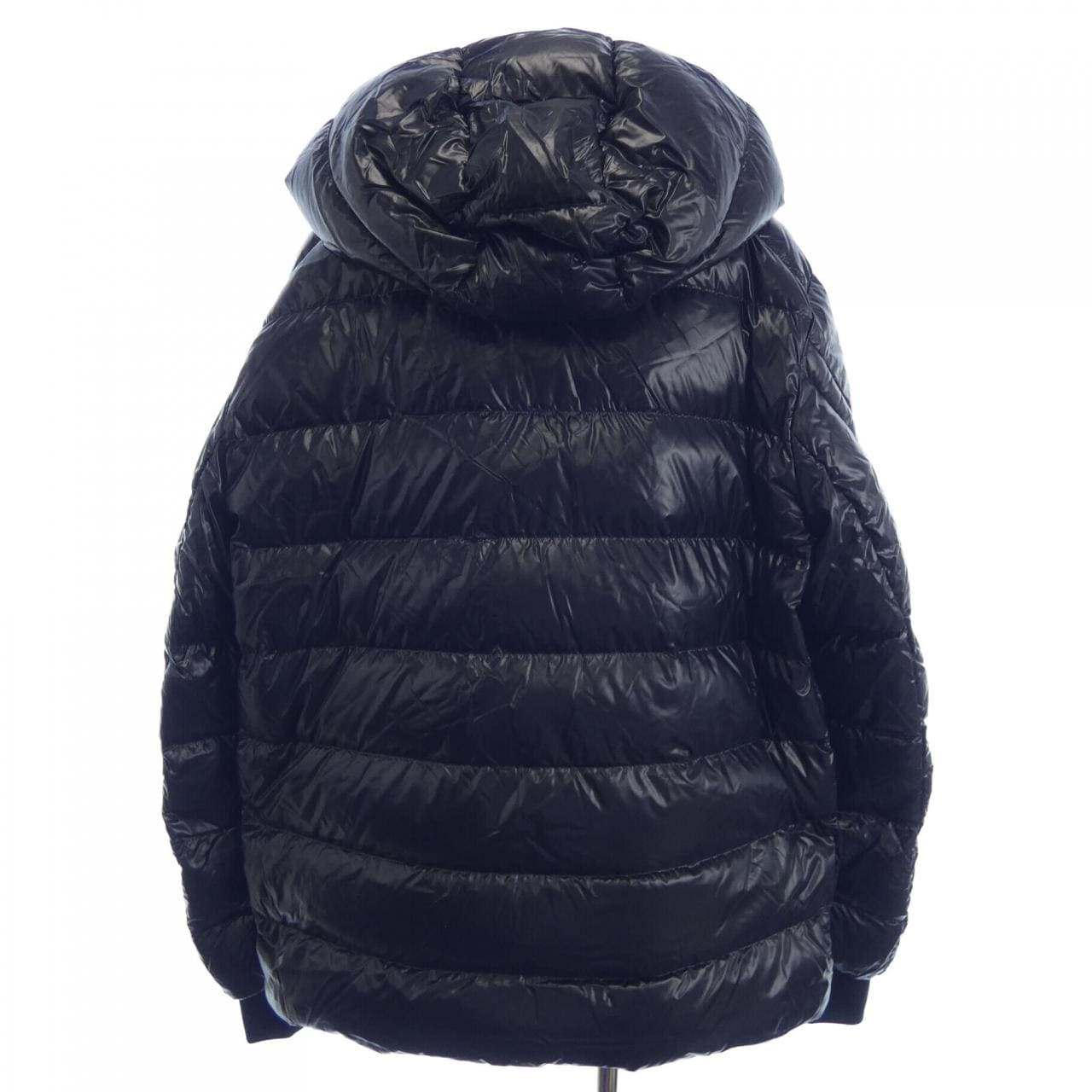 モンクレール MONCLER ダウンジャケット