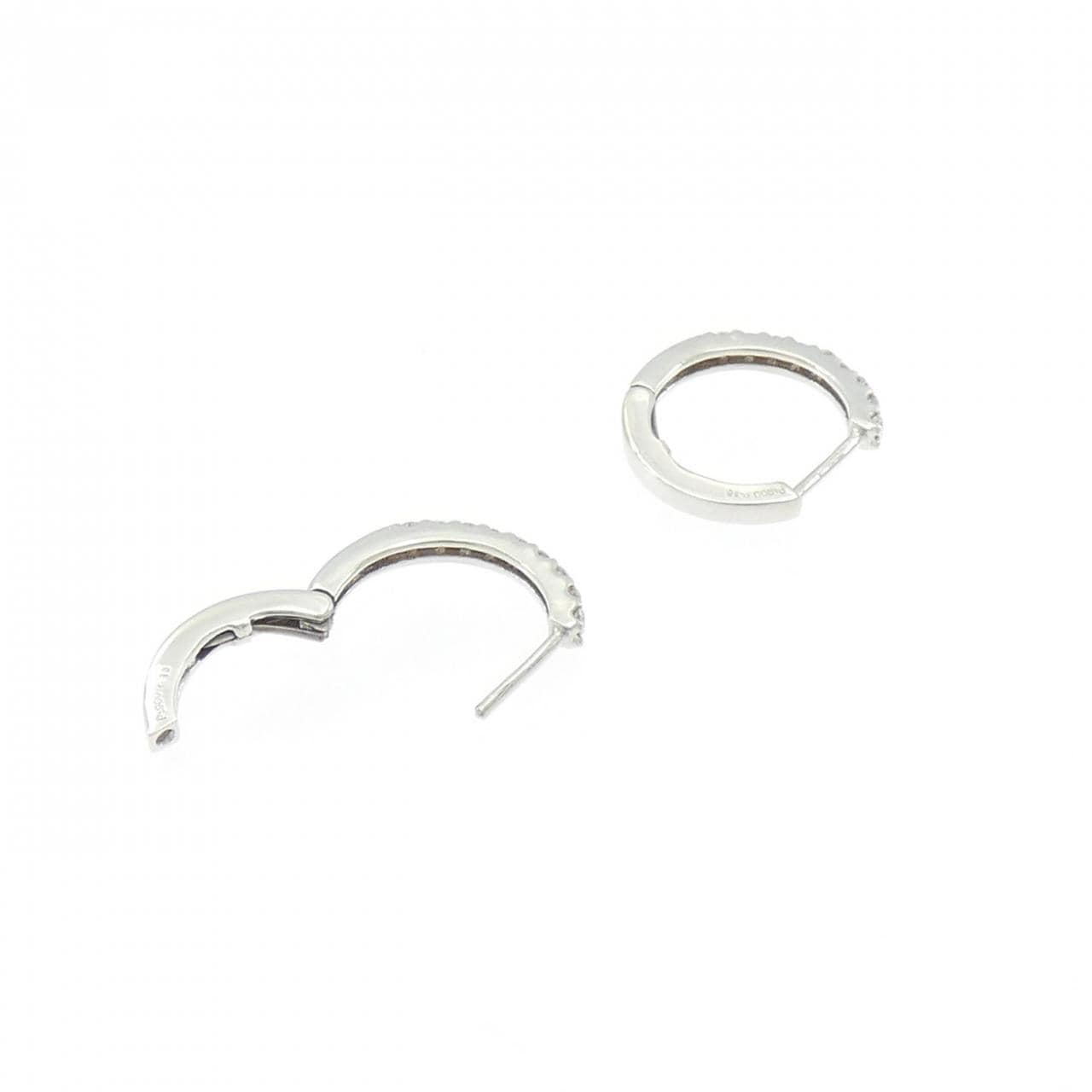 【新品】PT900 ダイヤモンド ピアス 0.30CT