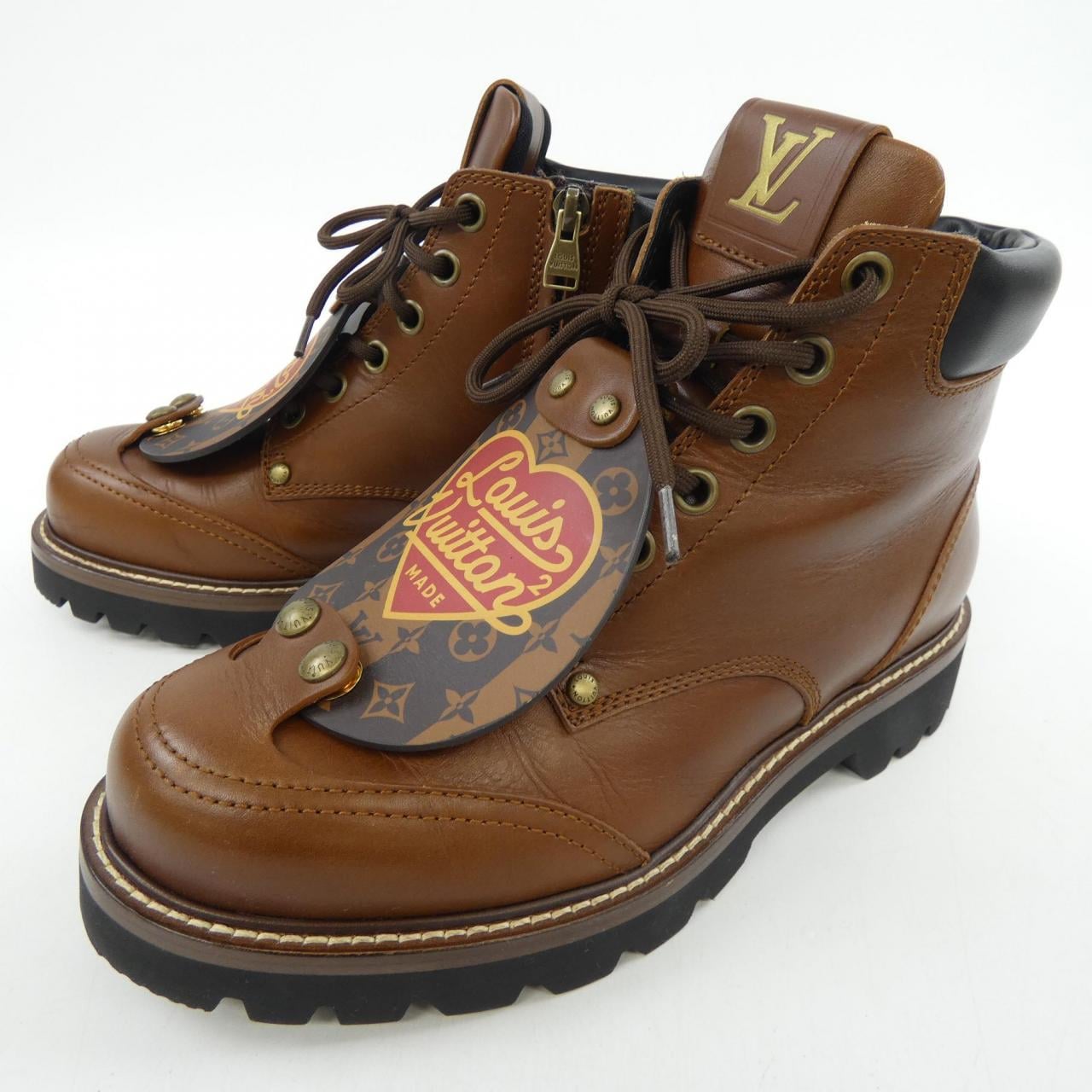 ルイヴィトン LOUIS VUITTON オーベルカンフライン NIGO ブーツ