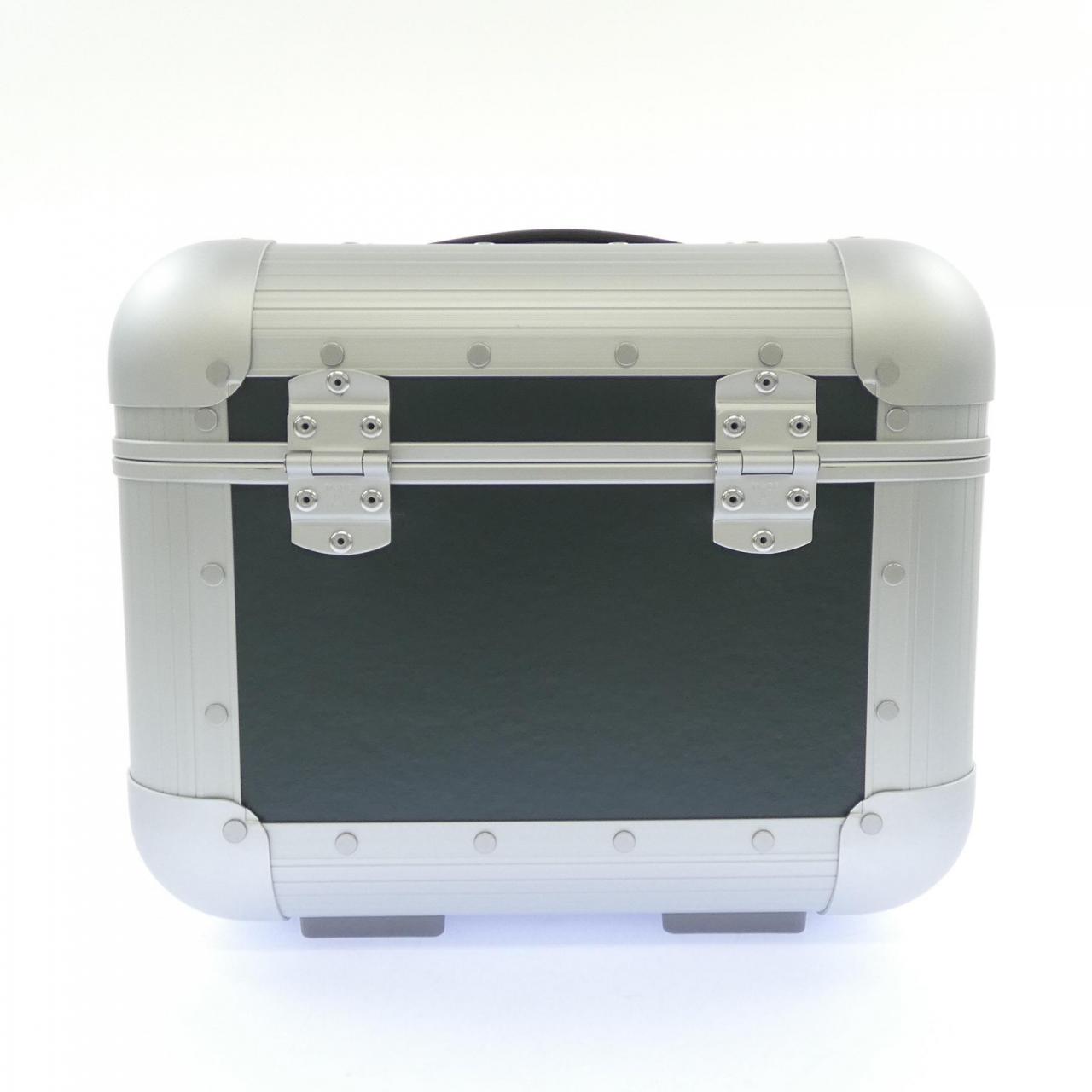 グローブトロッター GLOBE TROTTER BANK VANITY CASE BAG