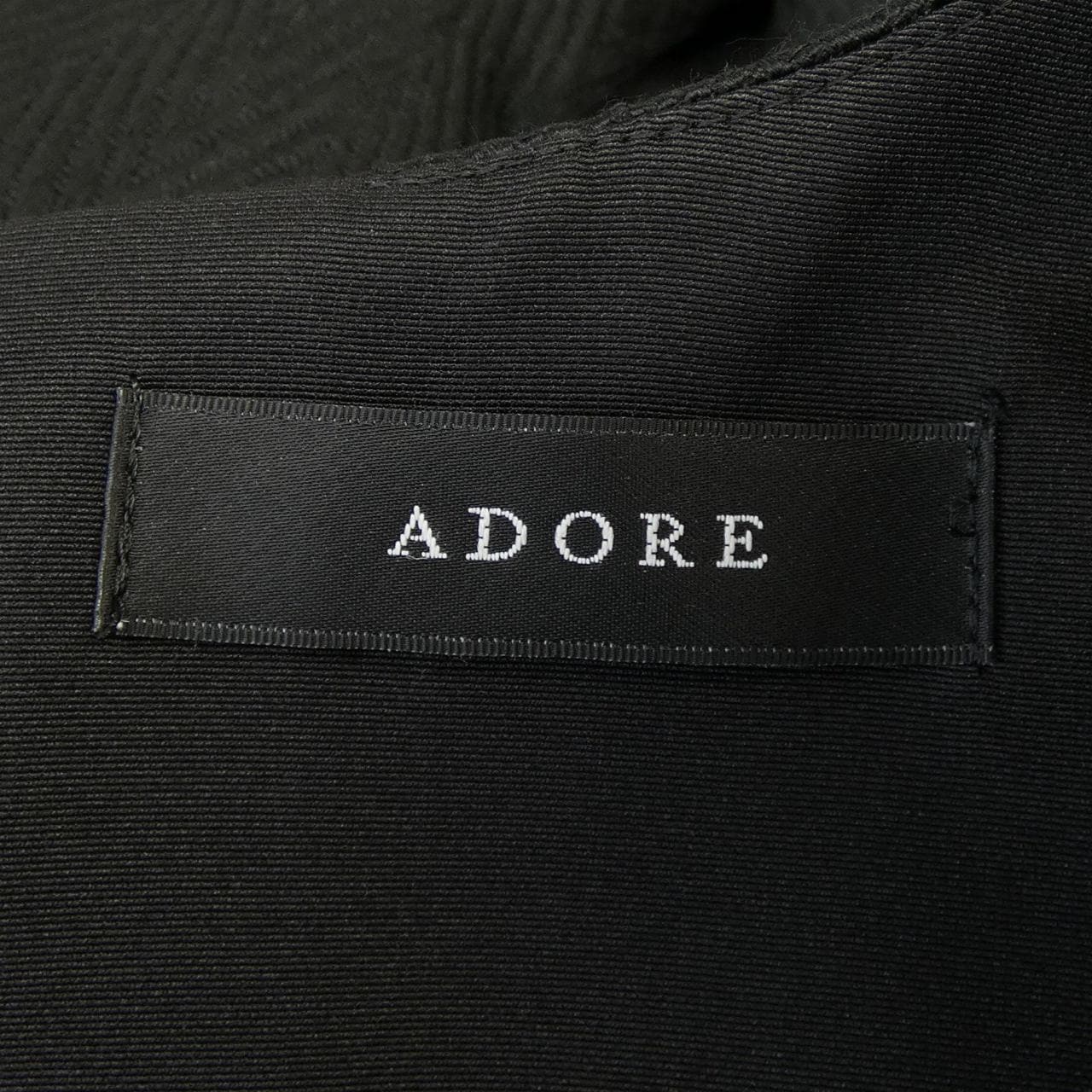 アドーア ADORE ワンピース