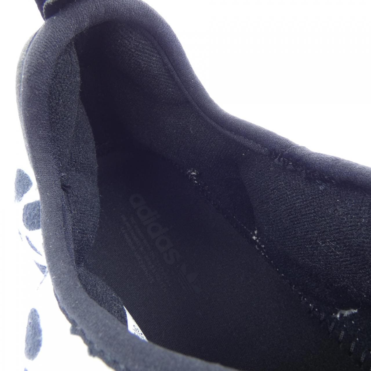 アディダス ADIDAS IG7154 シューズ