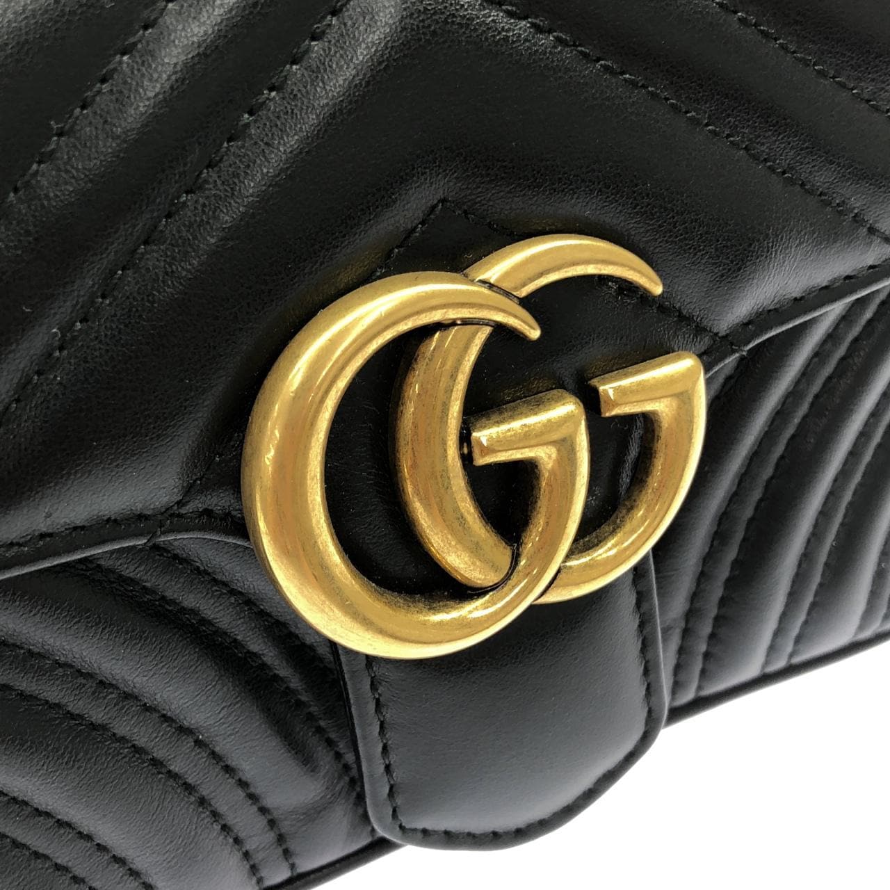 グッチ GG MARMONT 446744 DTDIT ショルダーバッグ