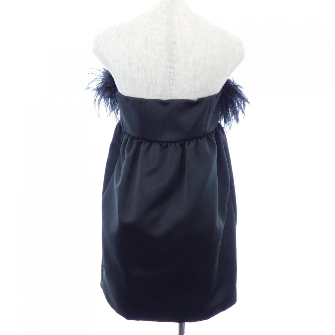 ミュウミュウ MIU MIU トップス