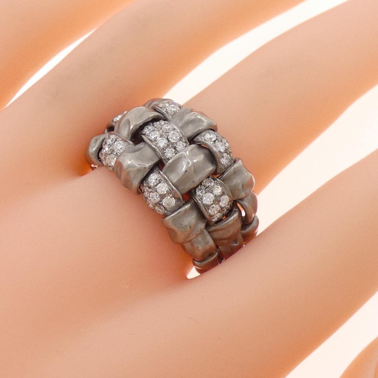 750WG ダイヤモンド リング 0.83CT