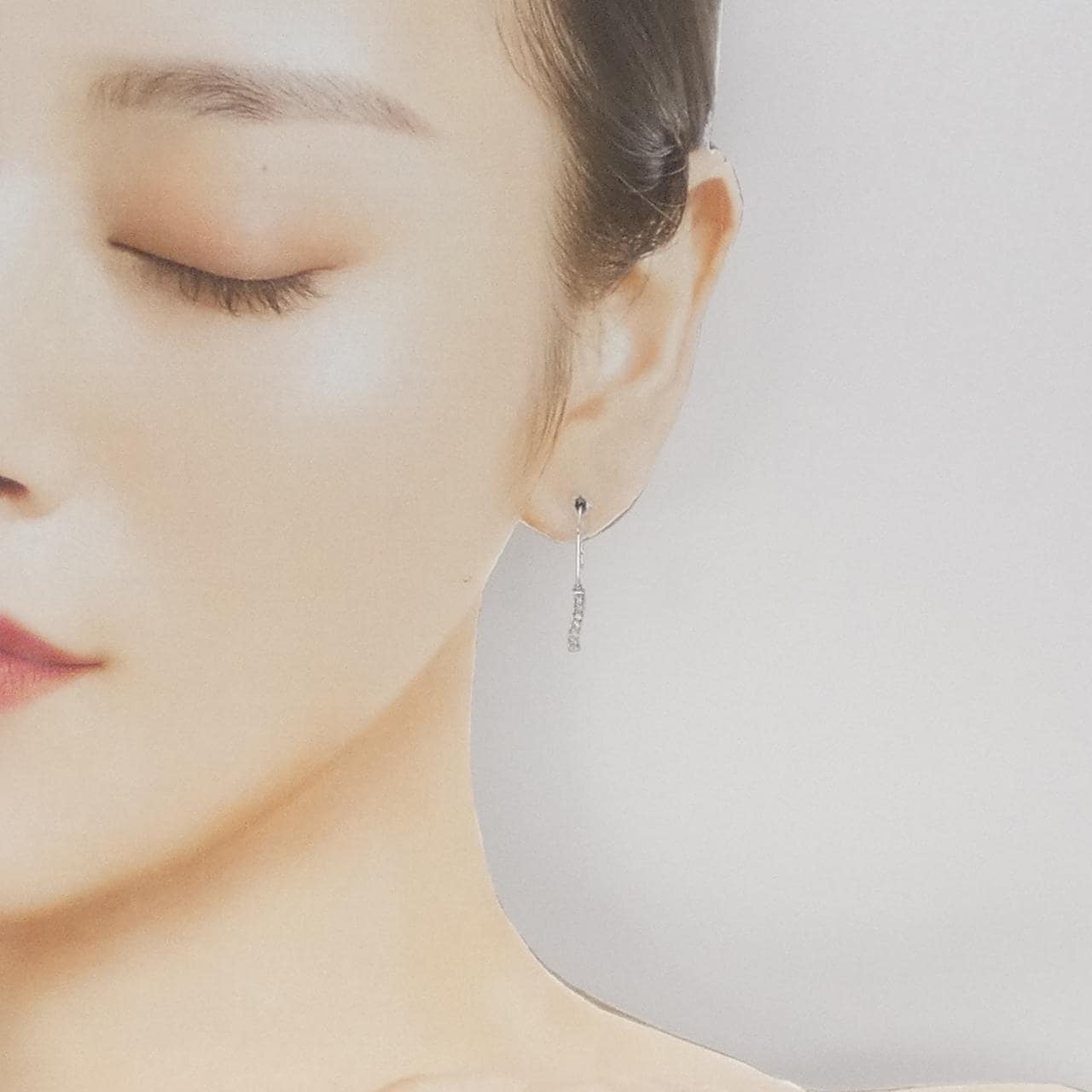 K18WG ダイヤモンド ピアス 0.12CT