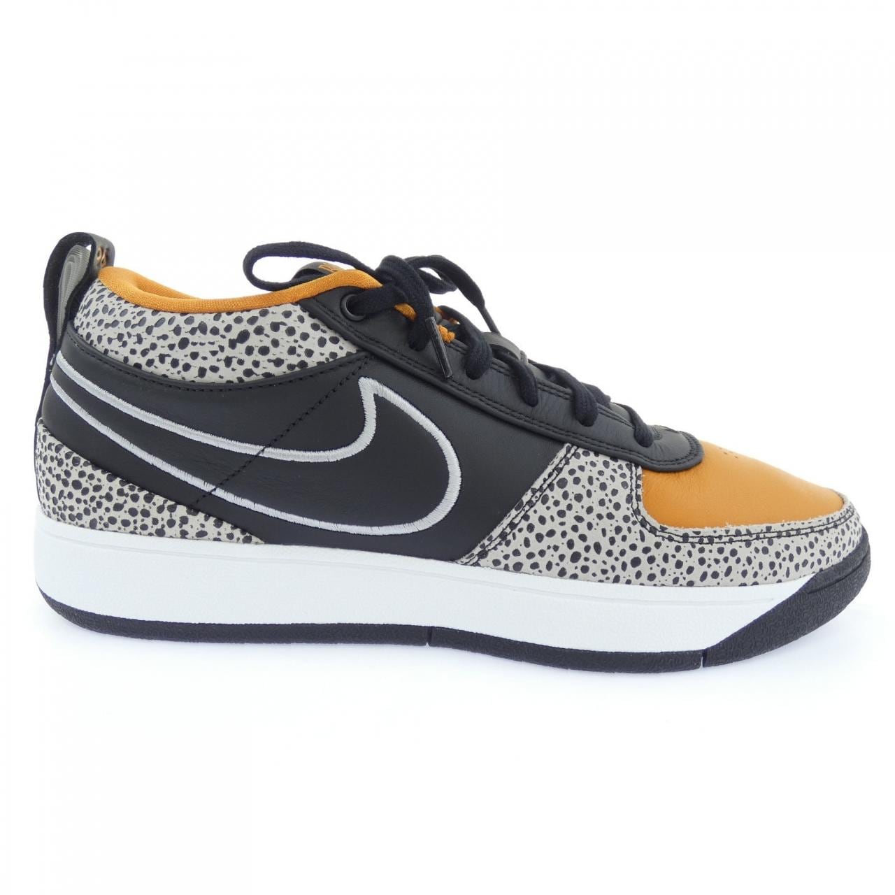 ナイキ NIKE IO9703-001 スニーカー