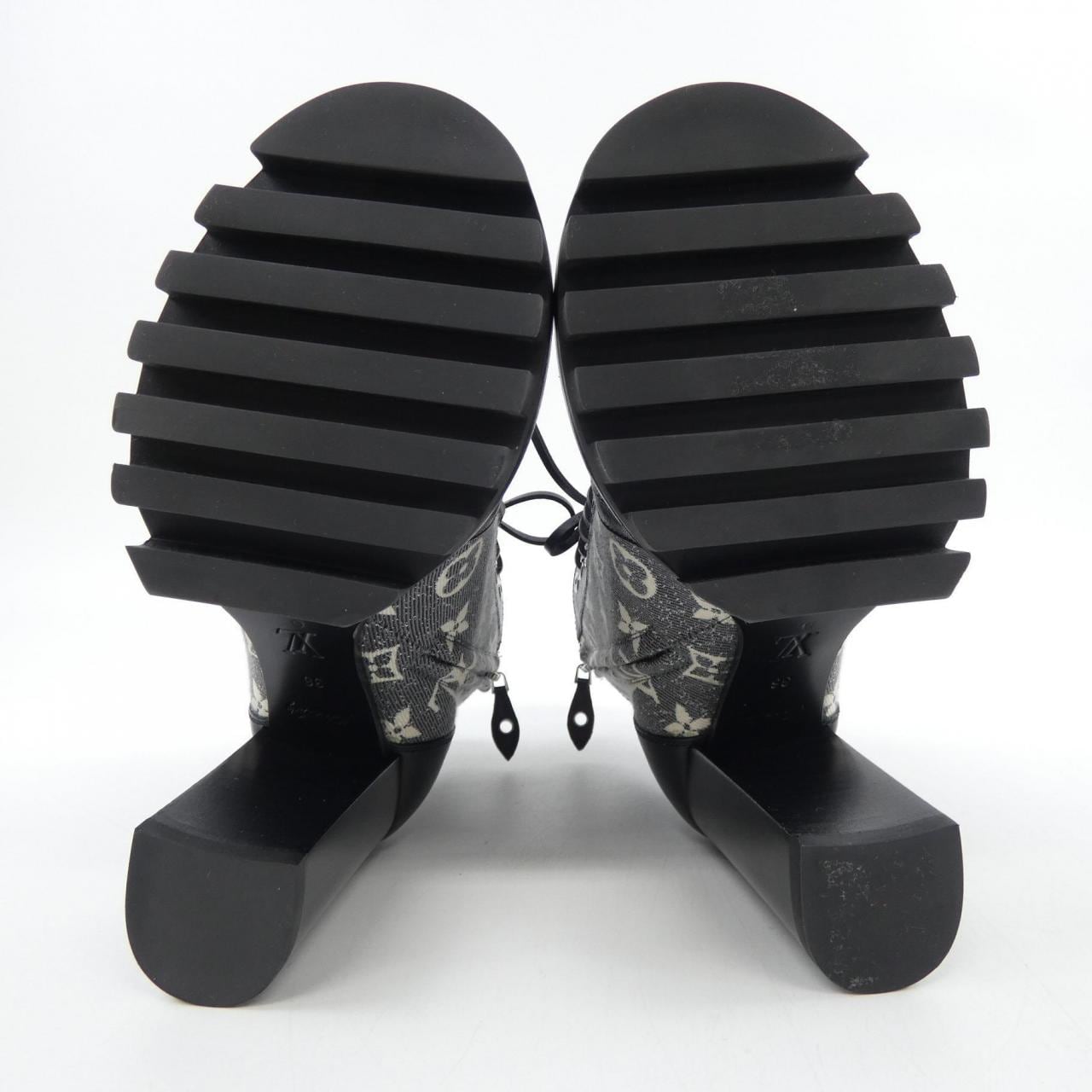 ルイヴィトン LOUIS VUITTON モノグラムデニム スタートレイルライン ブーツ