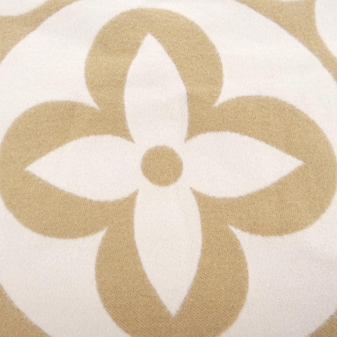 ルイヴィトン LOUIS VUITTON LVメダリオン M79213 MUFFLER