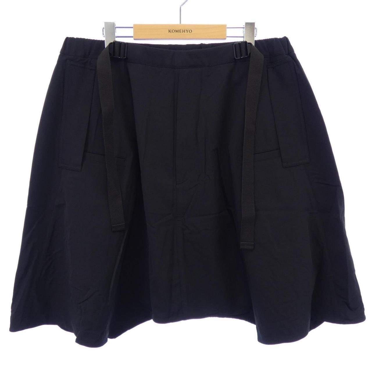 アクロニウム ACRONYM SP28-DS ショートパンツ